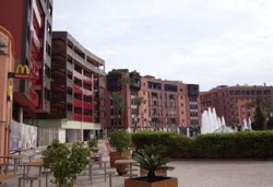 centre commercial ouvert